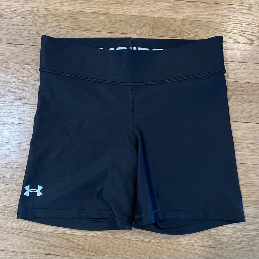 Women’s Under Armour Shorts, Black, Size Medium, Bike Shorts, Athleisure, Gym